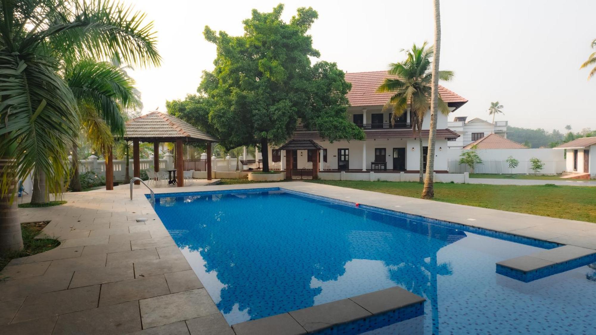 Tamarind Heritage Holiday Home Angamali Exterior foto